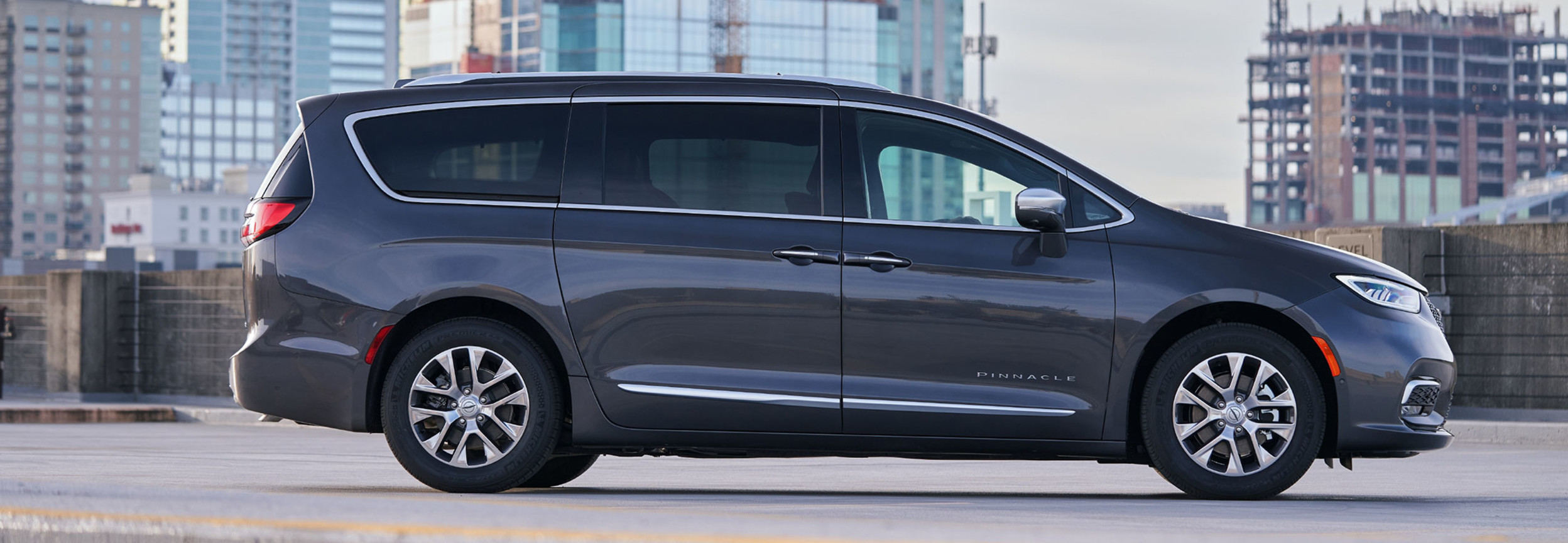 Chrysler Pacifica Hybrid Exterior